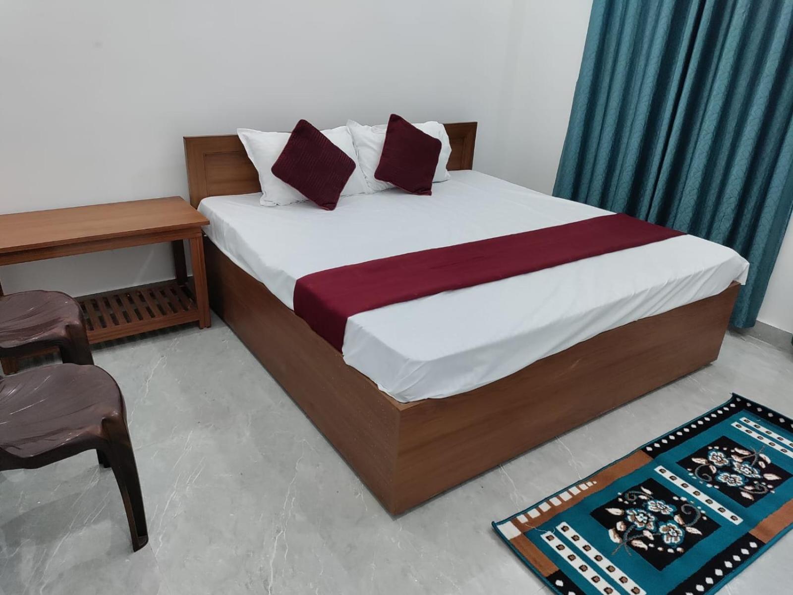 The Ashoka Palace Ayodhya Extérieur photo